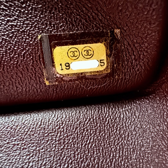 Chanel Quilted Double Flap Jumbo Lambskin Bag - Picture 9 of 10